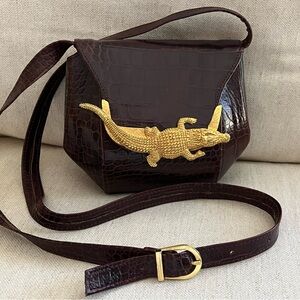 Elegant Brown Crossbody Bag with Gold Accent